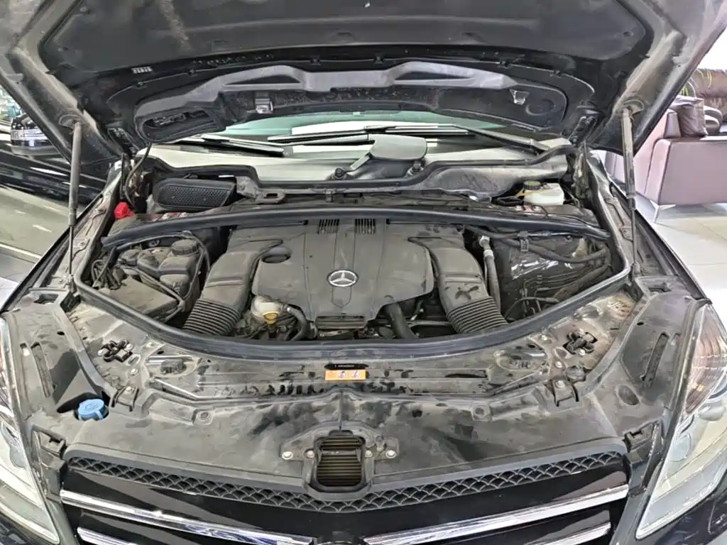 Mercedes-Benz R-Class 2017 — фото 20