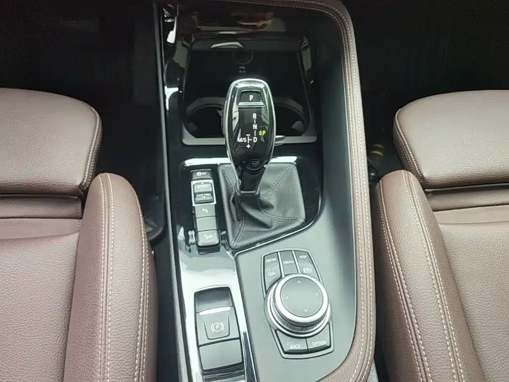 BMW X1 2021 — фото 14