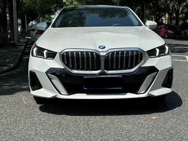 BMW 5 Series 2024