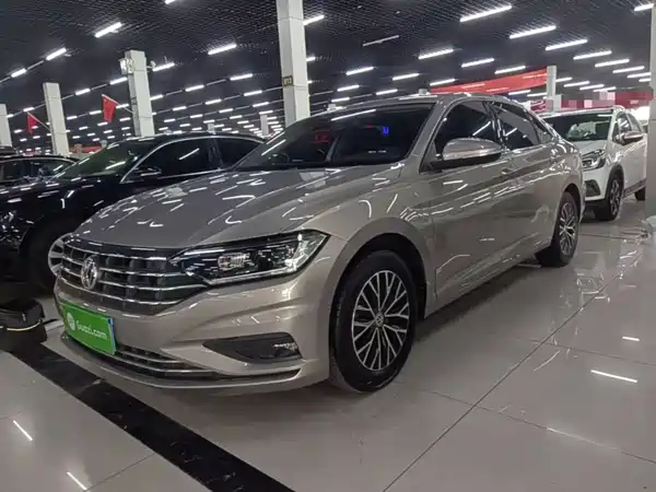 Volkswagen Sagitar 2019