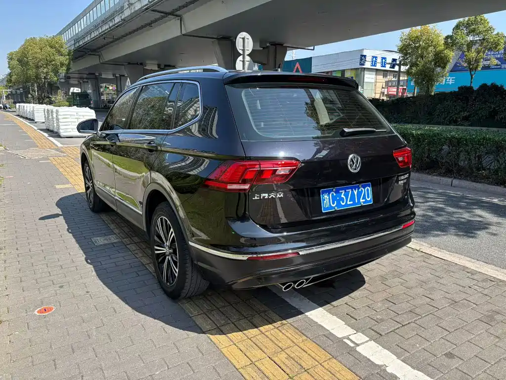 Volkswagen Tiguan L 2019 — фото 9