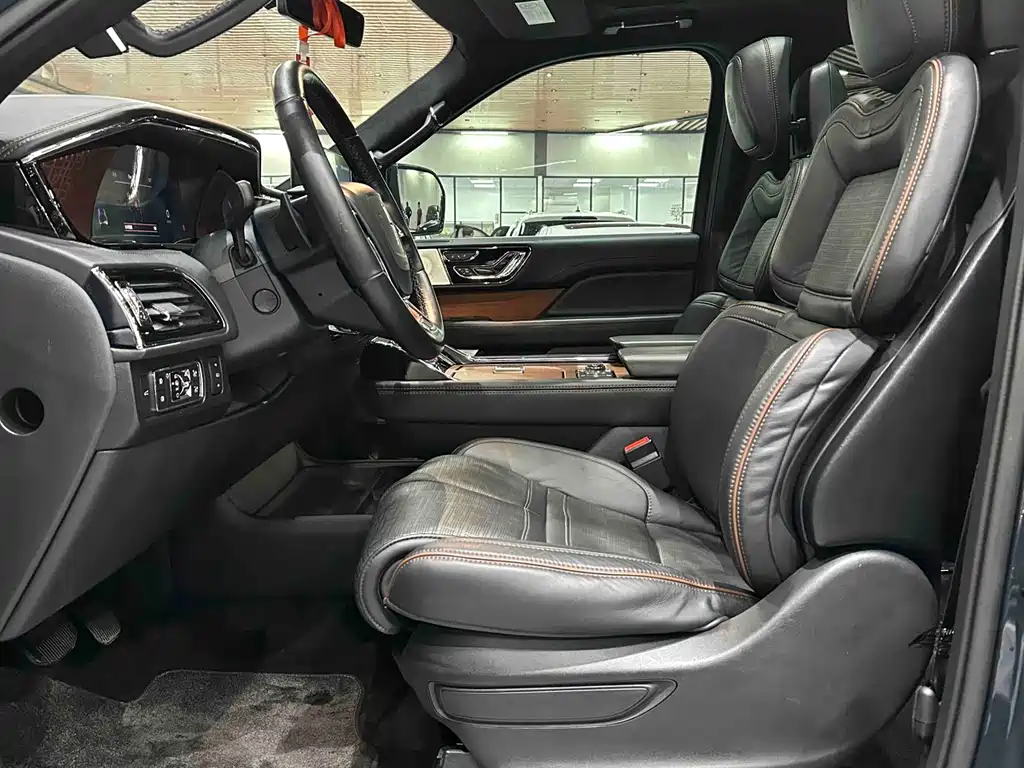 Lincoln Navigator 2023 — фото 10
