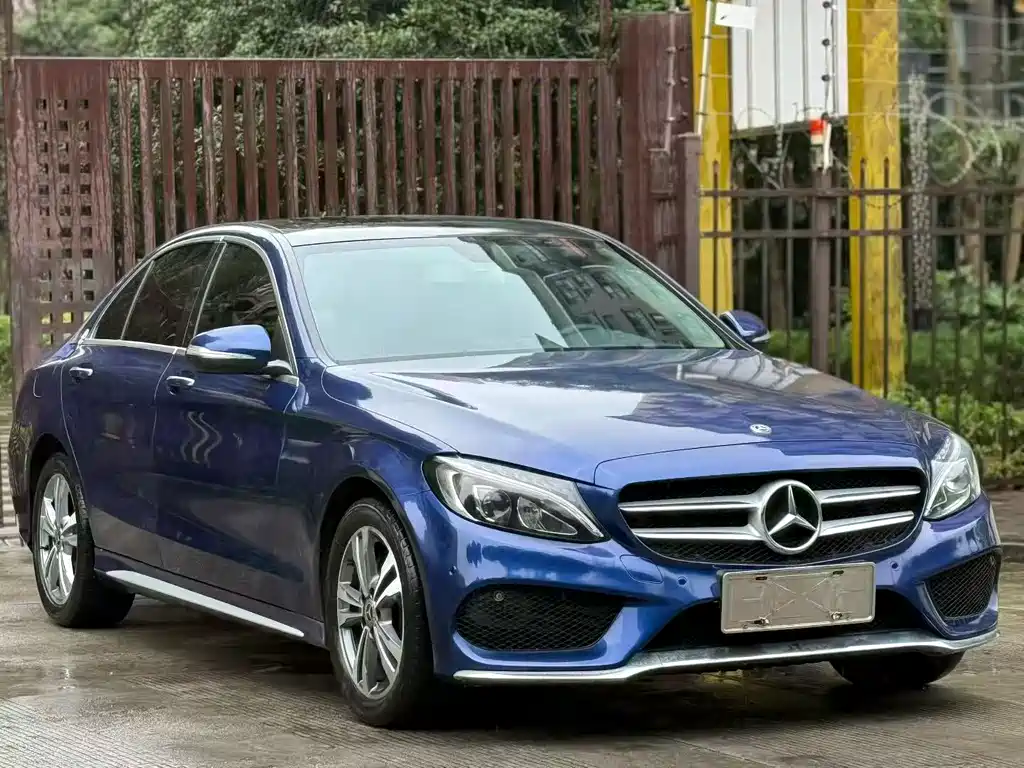Mercedes-Benz C-Class 2018