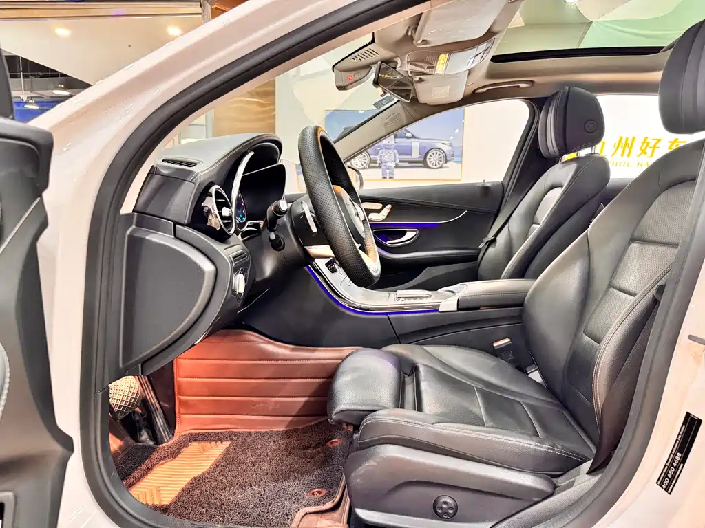 Mercedes-Benz C-Class 2020 — фото 10