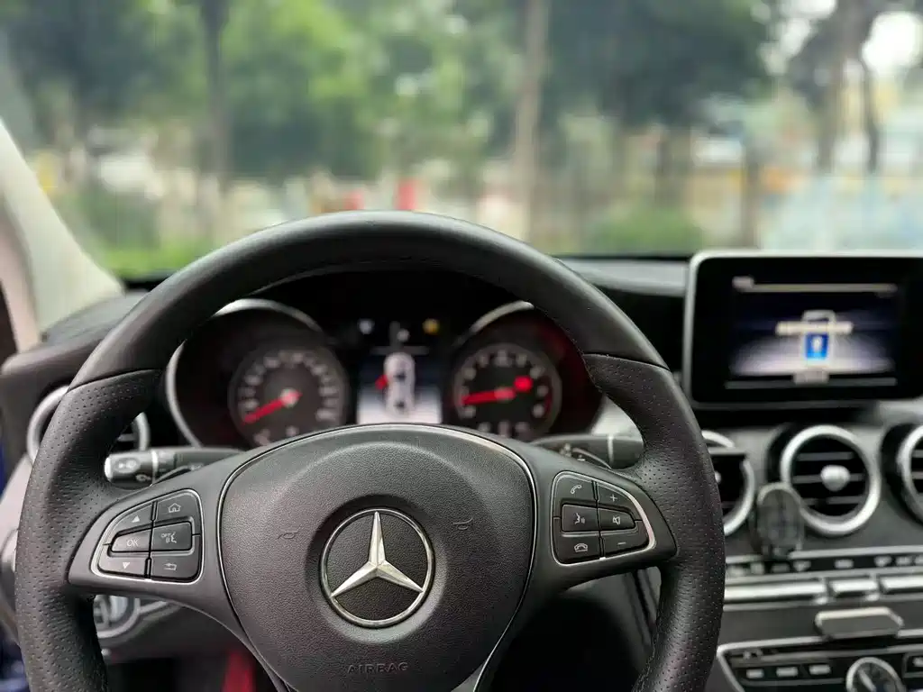 Mercedes-Benz C-Class 2018