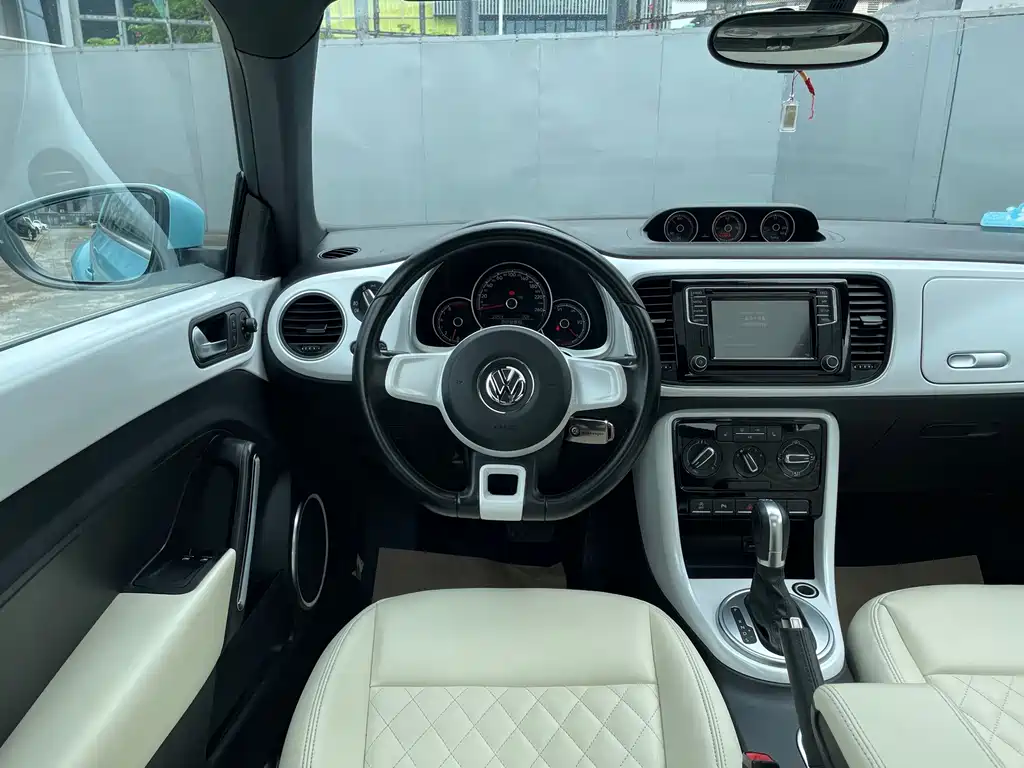 Volkswagen Beetle 2018