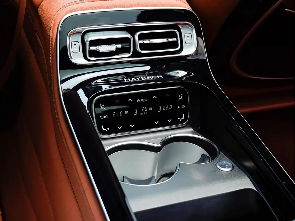 Mercedes-Benz S-Class 2024 — фото 18