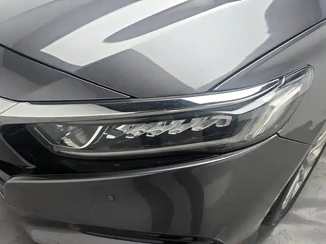 Honda Accord 2020 — фото 11