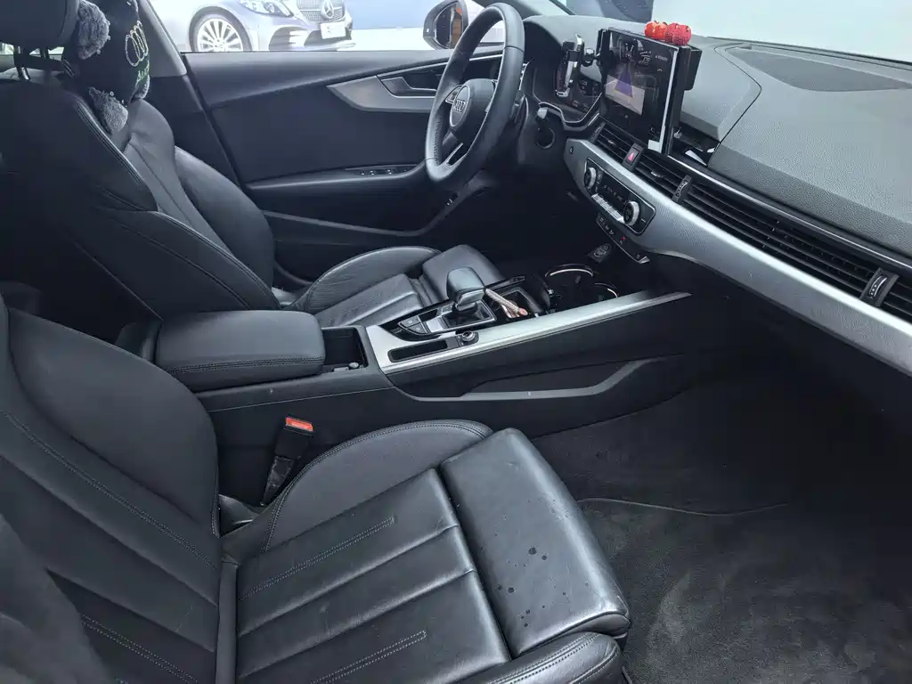 Audi A5 2023 — фото 17