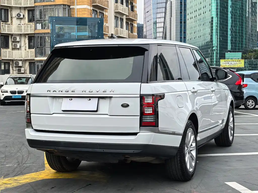Land Rover Range Rover 2018 — фото 14