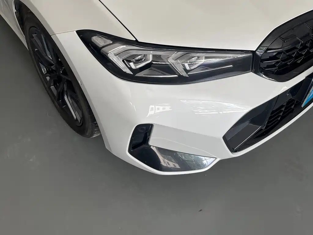 BMW 3 Series 2024