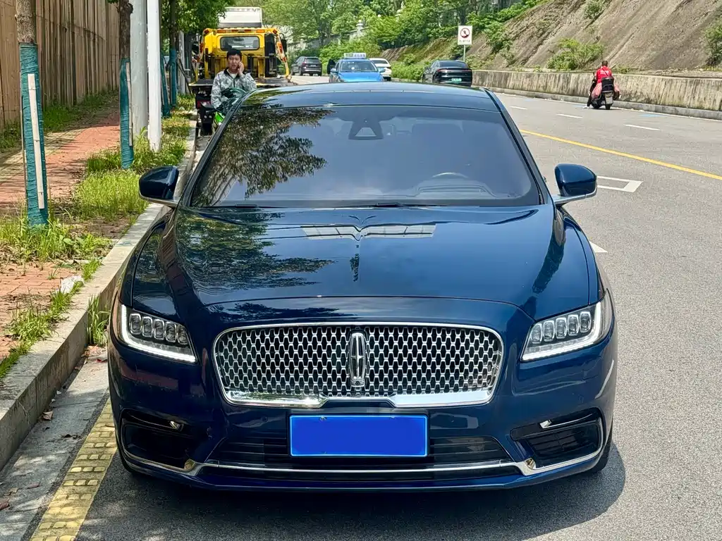 Lincoln Continental 2021 — фото 2