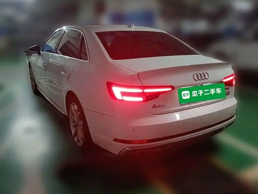 Audi A4L 2019 — фото 27