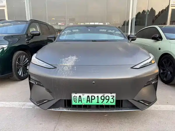 Geely Galaxy E8 2024