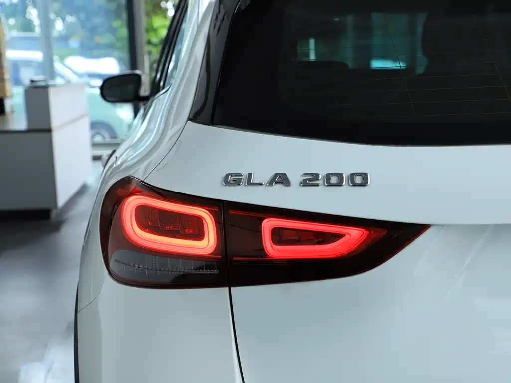 Mercedes-Benz GLA 2024 — фото 9