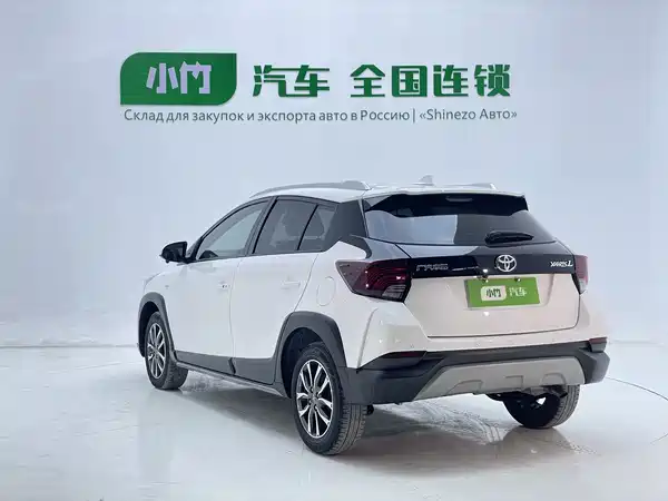 Toyota Yaris L 2023