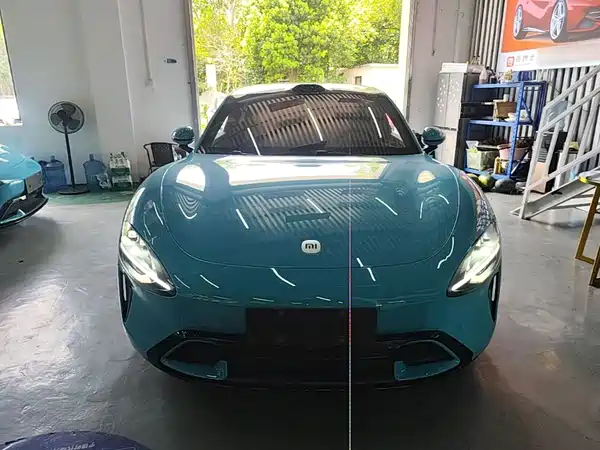 Xiaomi SU7 2024