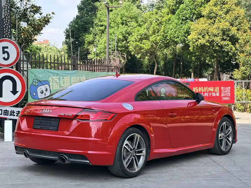 Audi TT 2017 — фото 22