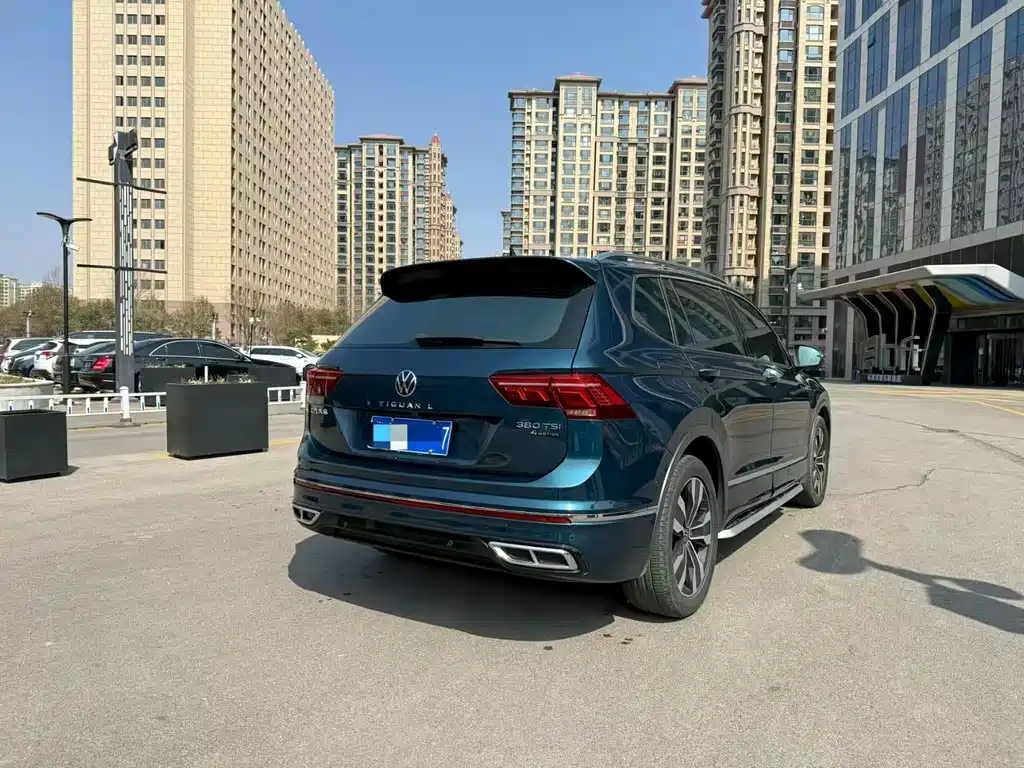 Volkswagen Tiguan L 2021 — фото 3