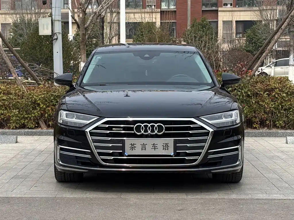 Audi A8 2020 — фото 2