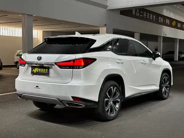 Lexus RX 2020