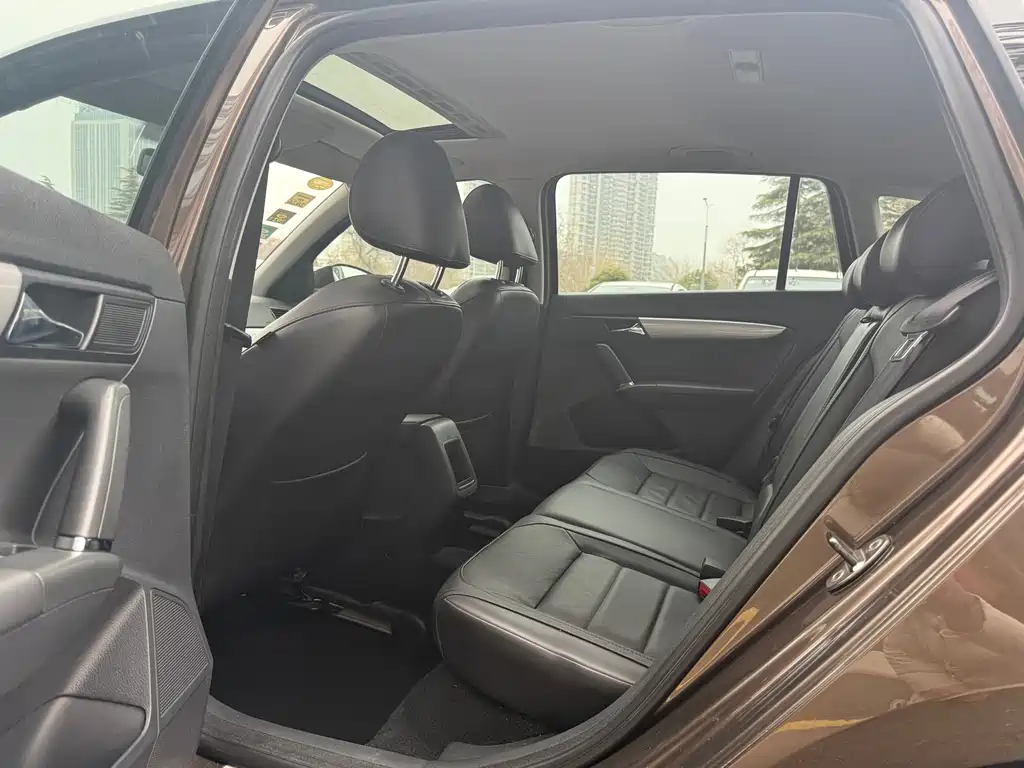 Volkswagen Gran Lavida 2014