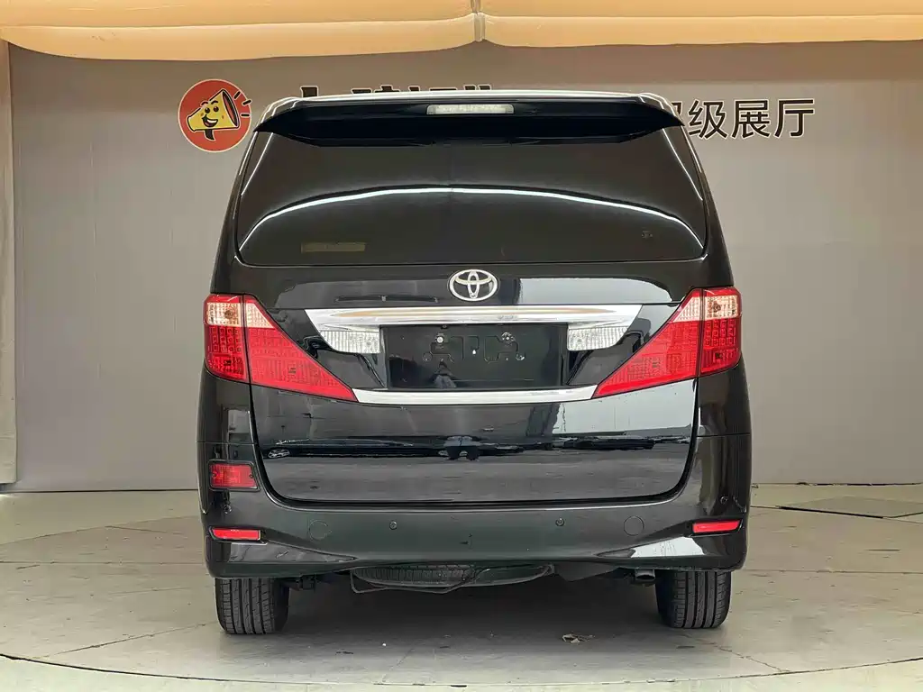 Toyota Alphard 2010 — фото 5