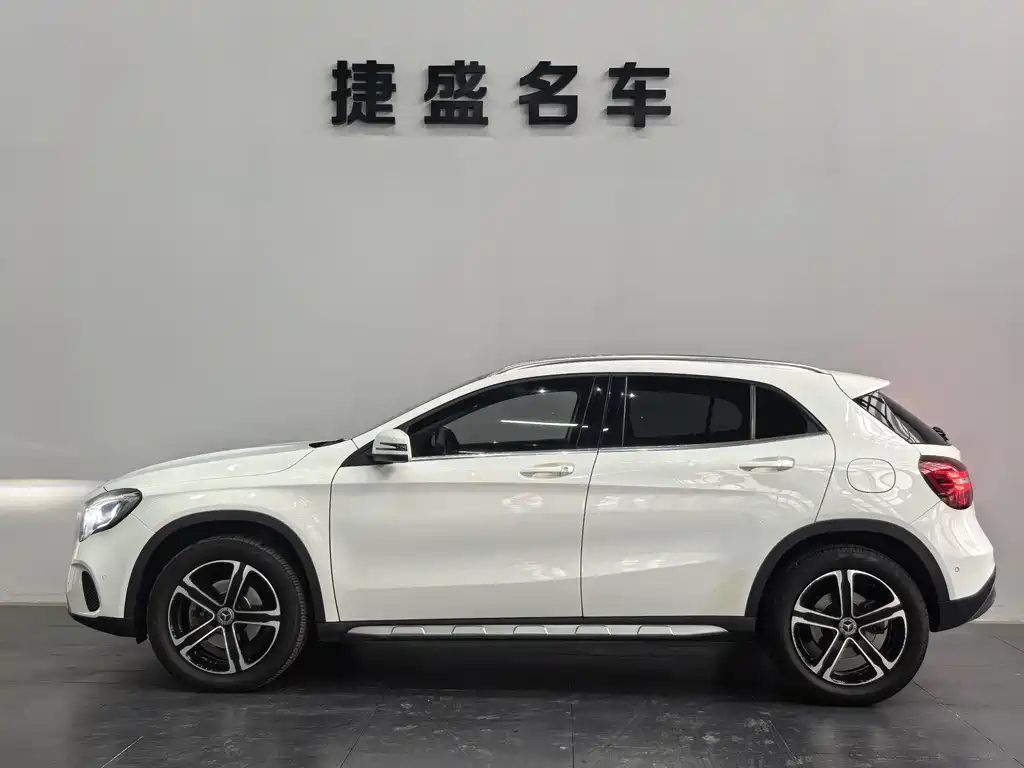 Mercedes-Benz GLA 2018 — фото 3