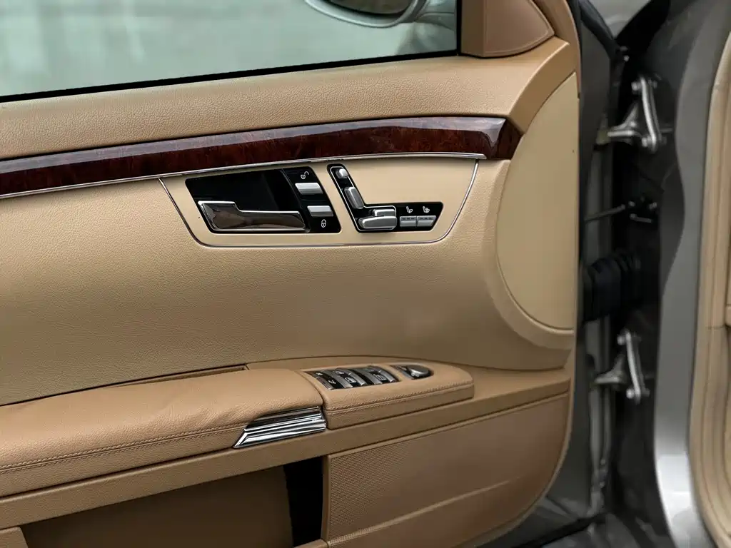 Mercedes-Benz S-Class 2008 — фото 22