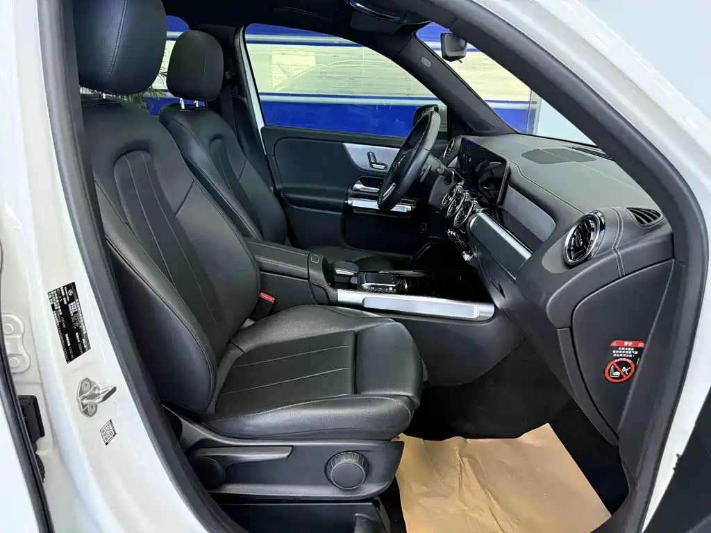 Mercedes-Benz GLB 2020 — фото 19