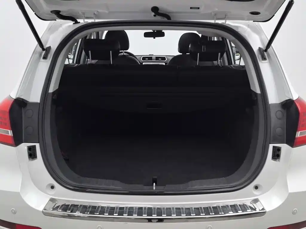 Haval H2 2016 — фото 16