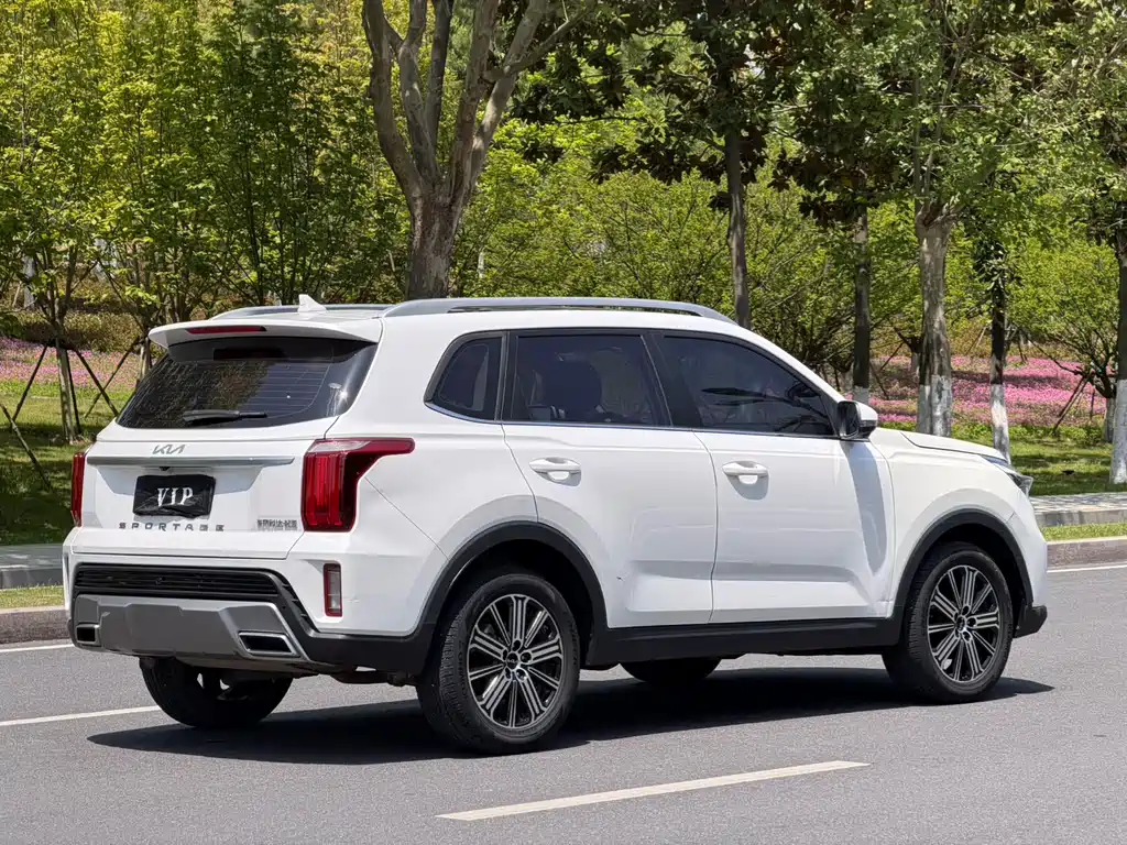 Kia Sportage 2021 — фото 12