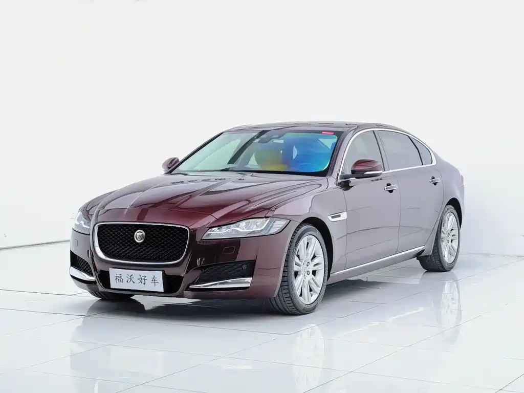 Jaguar XFL 2017 — фото 1