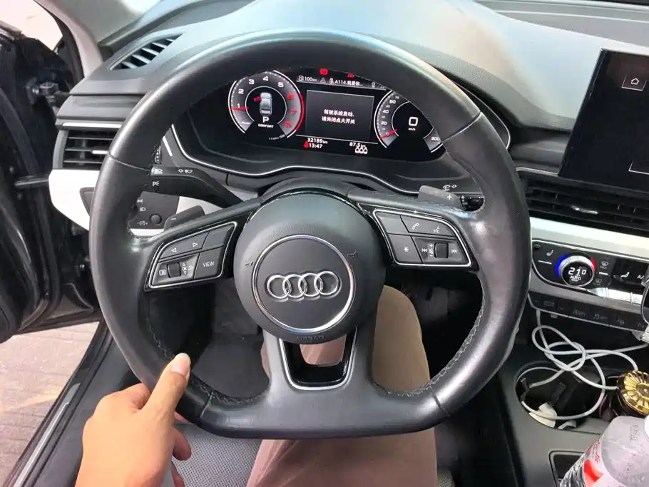 Audi A4L 2022 — фото 15