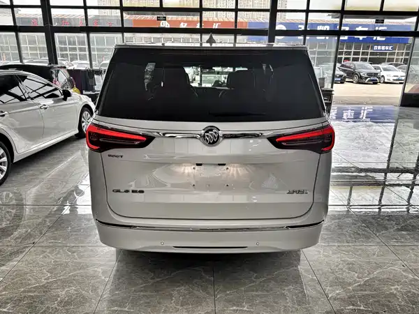 Buick GL8 2022