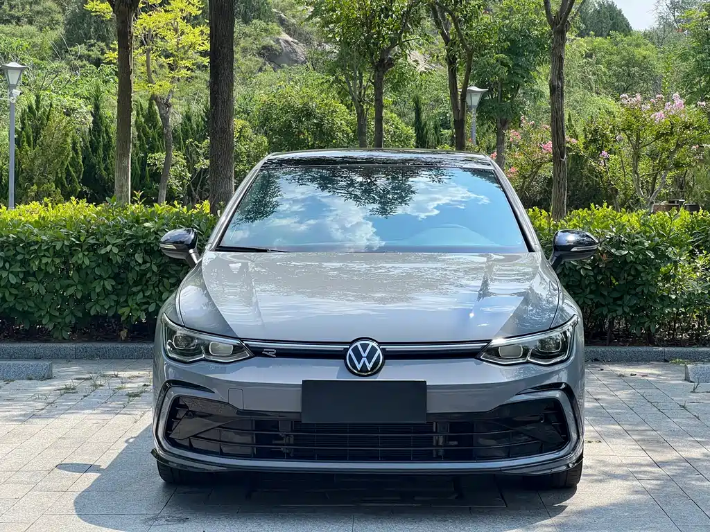 Volkswagen Golf 2022
