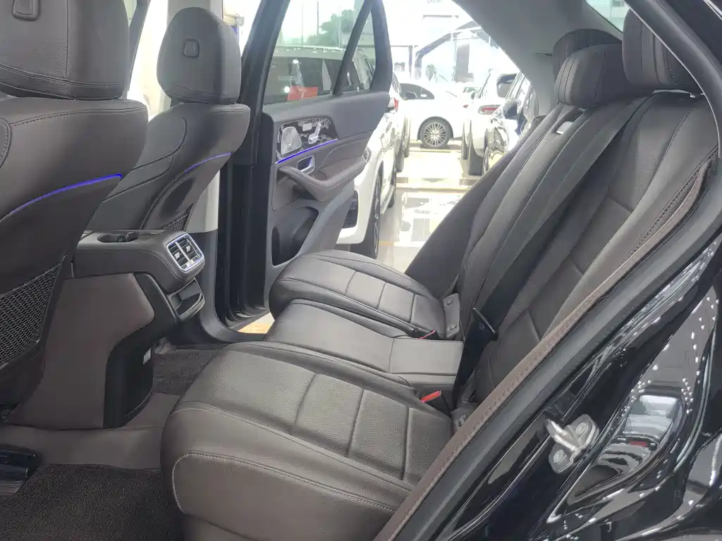 Mercedes-Benz GLE 2021 — фото 11
