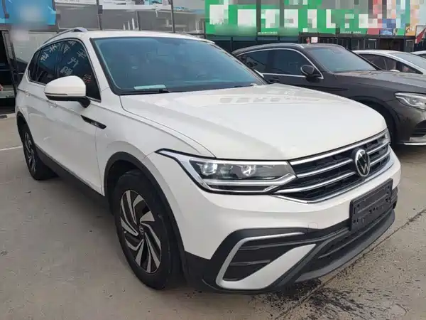 Volkswagen Tiguan L 2023