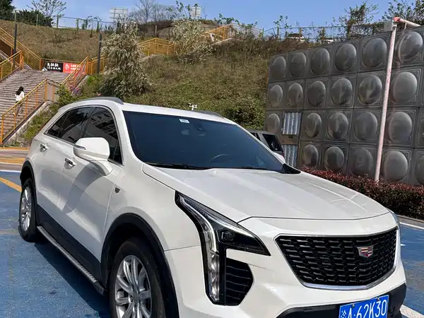 Cadillac XT4 2021