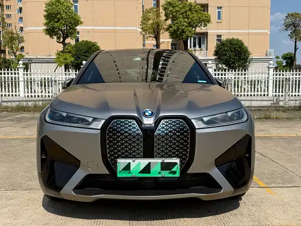 BMW iX 2023