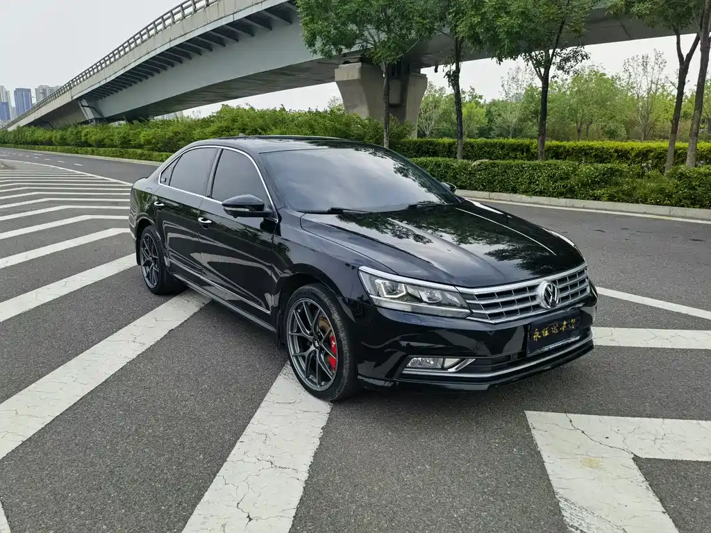 Volkswagen Passat 2019 — фото 3
