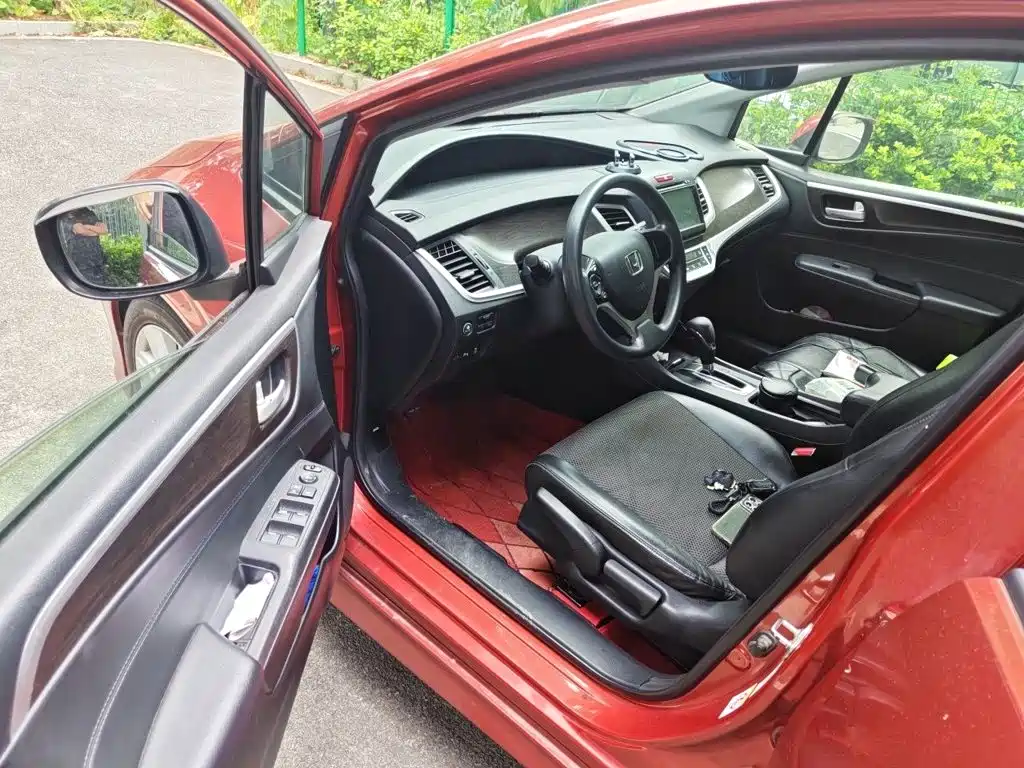 Honda Jade 2014 — фото 14