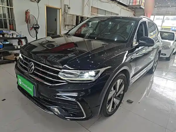 Volkswagen Tiguan L 2023