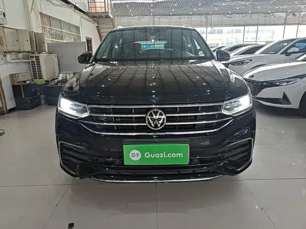 Volkswagen Tiguan L 2023