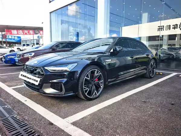 Audi A7L 2025