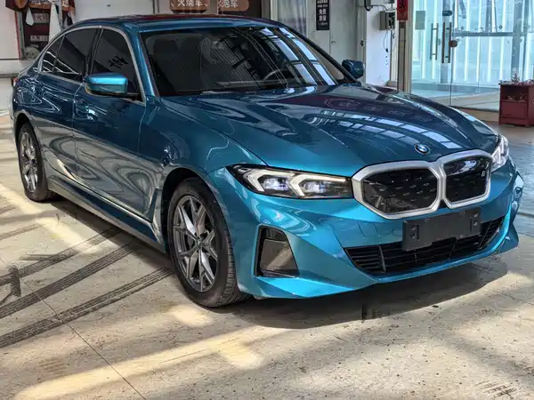 BMW i3 2023