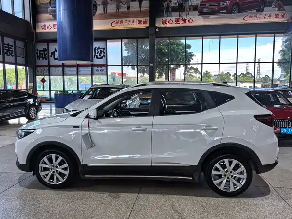 MG ZS 2017
