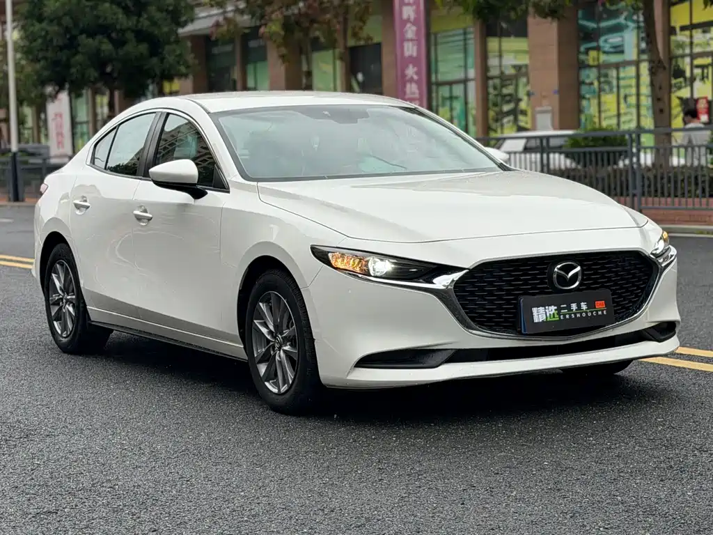 Mazda 3 Axela 2021