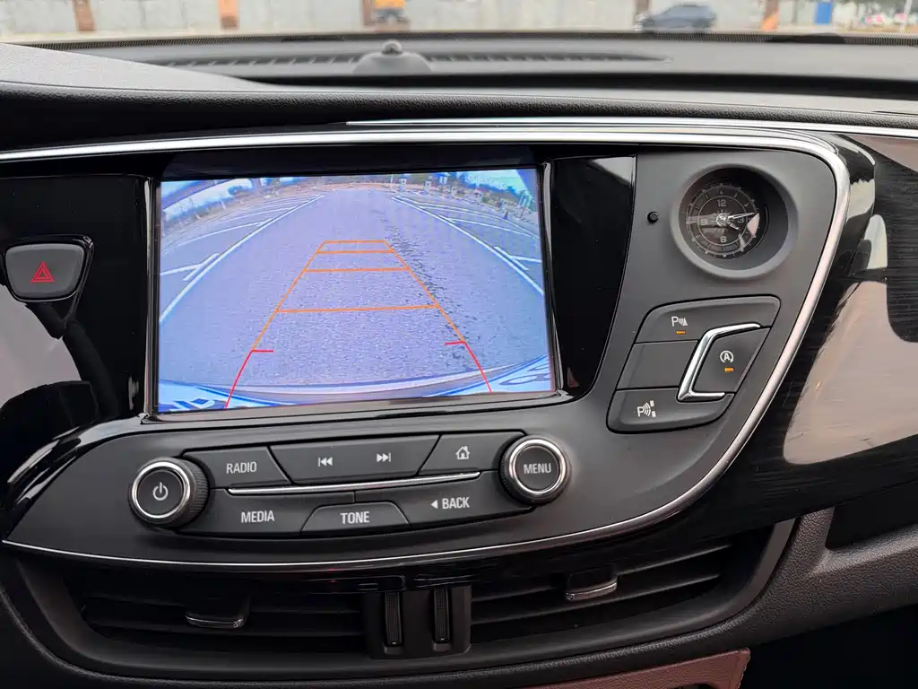 Buick Envision Plus 2018 — фото 17