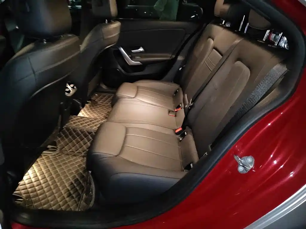 Mercedes-Benz A-Class 2020 — фото 18